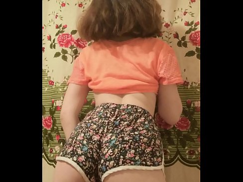 ❤️ La joven sexy hace un striptease grabando sus calzoncillos en la cámara ❤❌ Porno ruso en es.prendiporno.ru ❌️