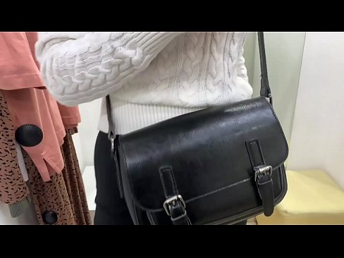 ❤️ Masturbación pública de la joven zorra FeralBerry con un consolador en el probador ❤❌ Porno ruso en es.prendiporno.ru ❌️