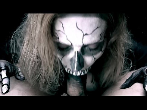❤️ Demon girl chupando pollas con su boca negra y tragando semen ❤❌ Porno ruso en es.prendiporno.ru ❌️